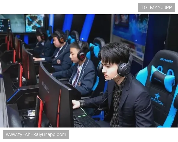 T1参与电竞运动员技能提升国际研讨，电竞训练赛